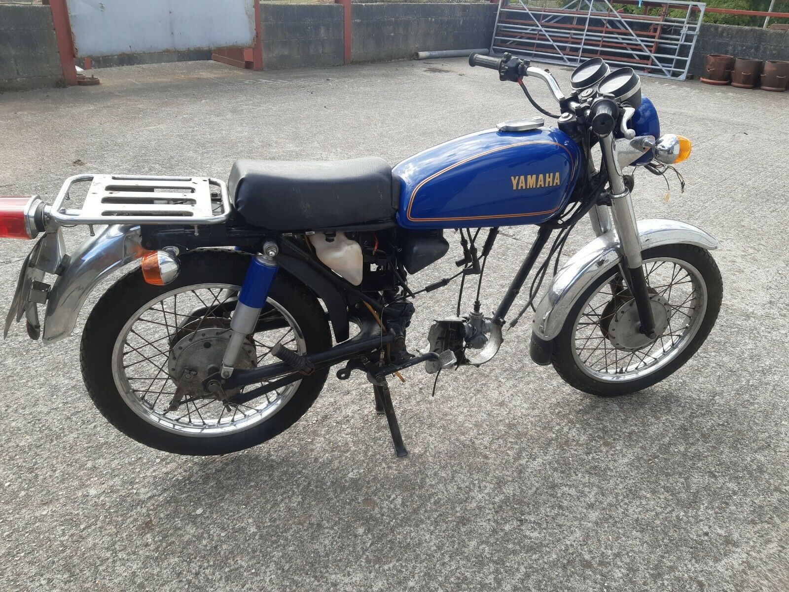 yamaha-rs200-rs-200-project-spares-or-repairs-2-bikes-1980-for-sale